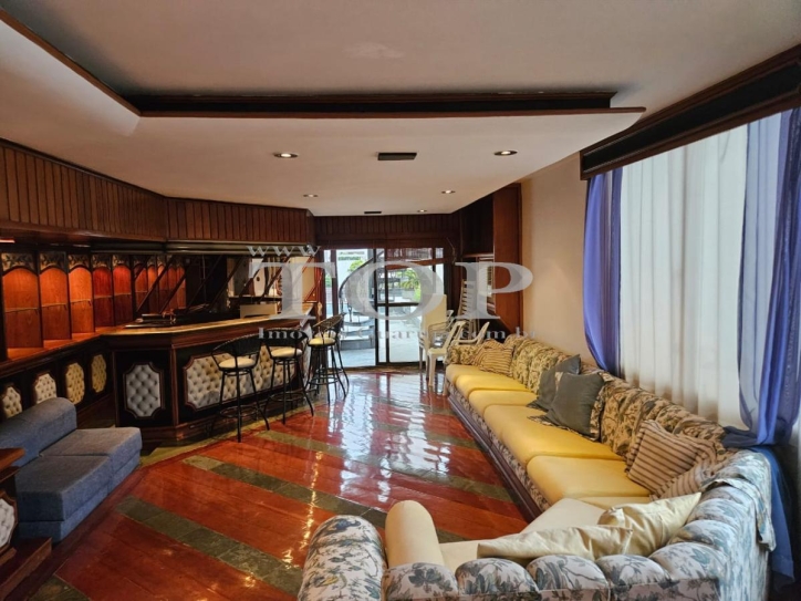 Cobertura à venda com 3 quartos, 232m² - Foto 12