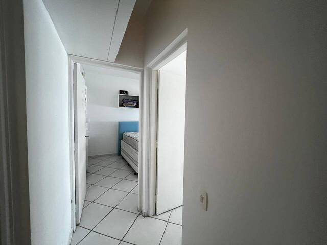 Apartamento para Venda em Guarujá - 4