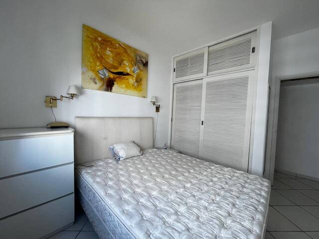 Apartamento para Venda em Guarujá - 5