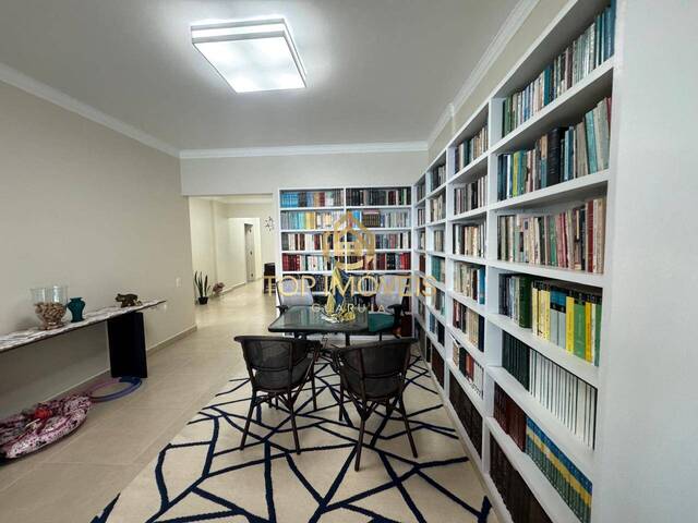 Apartamento Frente Mar para Venda em Guarujá - 4
