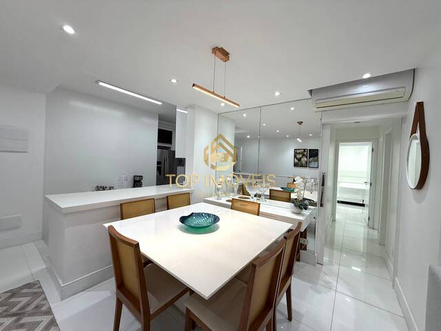 Apartamento Frente Mar para Venda em Guarujá - 5