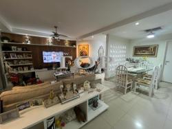 Apartamento para Venda em Guarujá - 2