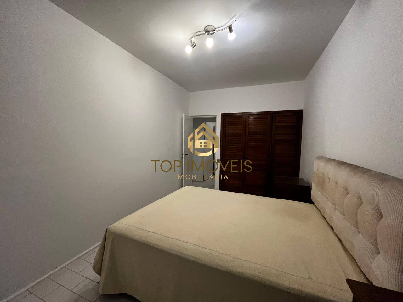 Apartamento para alugar com 3 quartos, 124m² - Foto 18