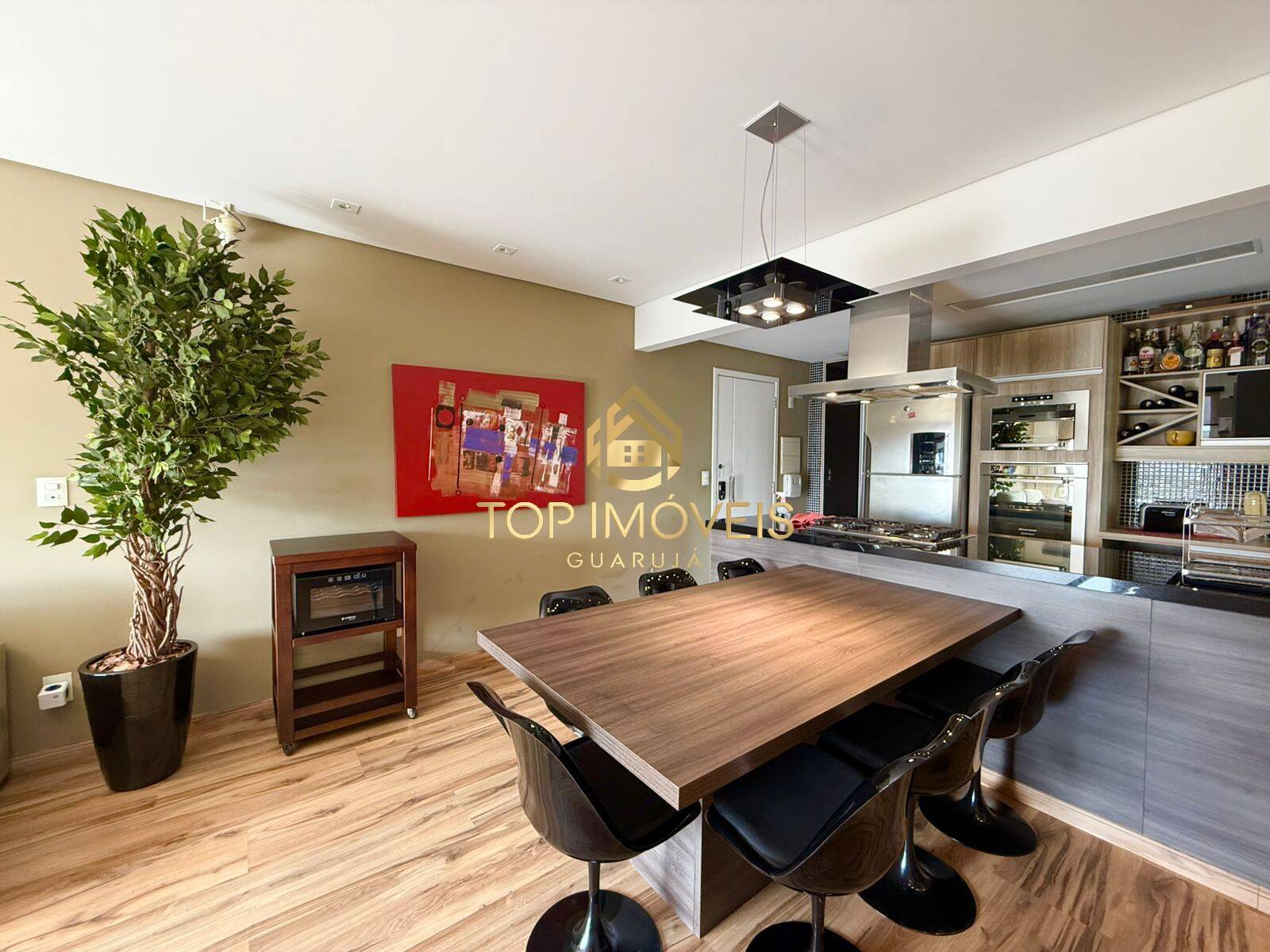 Apartamento à venda com 3 quartos, 96m² - Foto 1