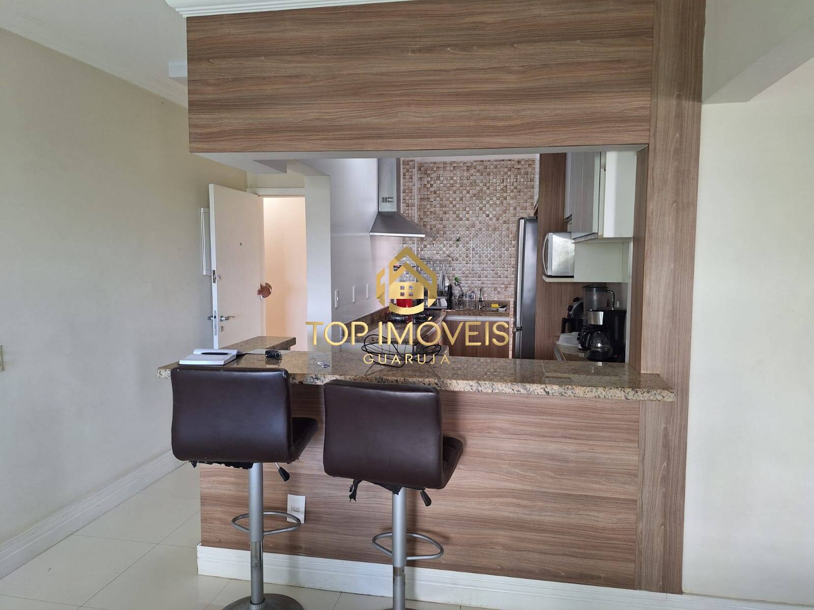 Apartamento à venda com 3 quartos, 110m² - Foto 2