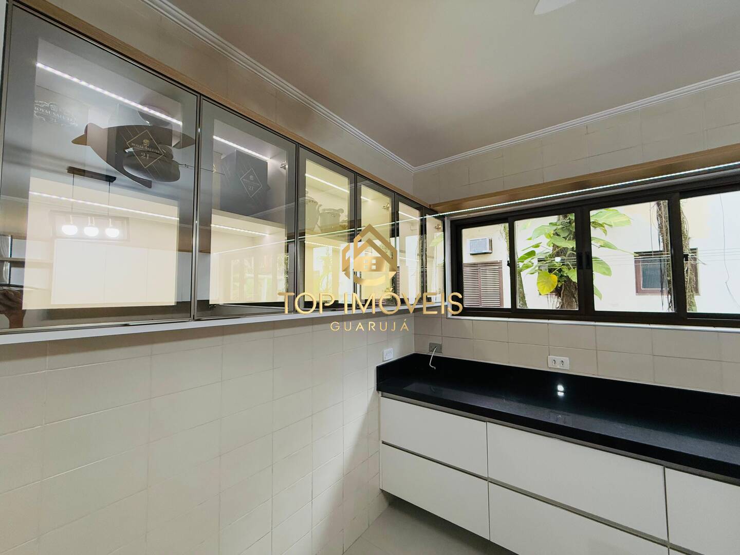 Casa para alugar com 5 quartos, 150m² - Foto 7