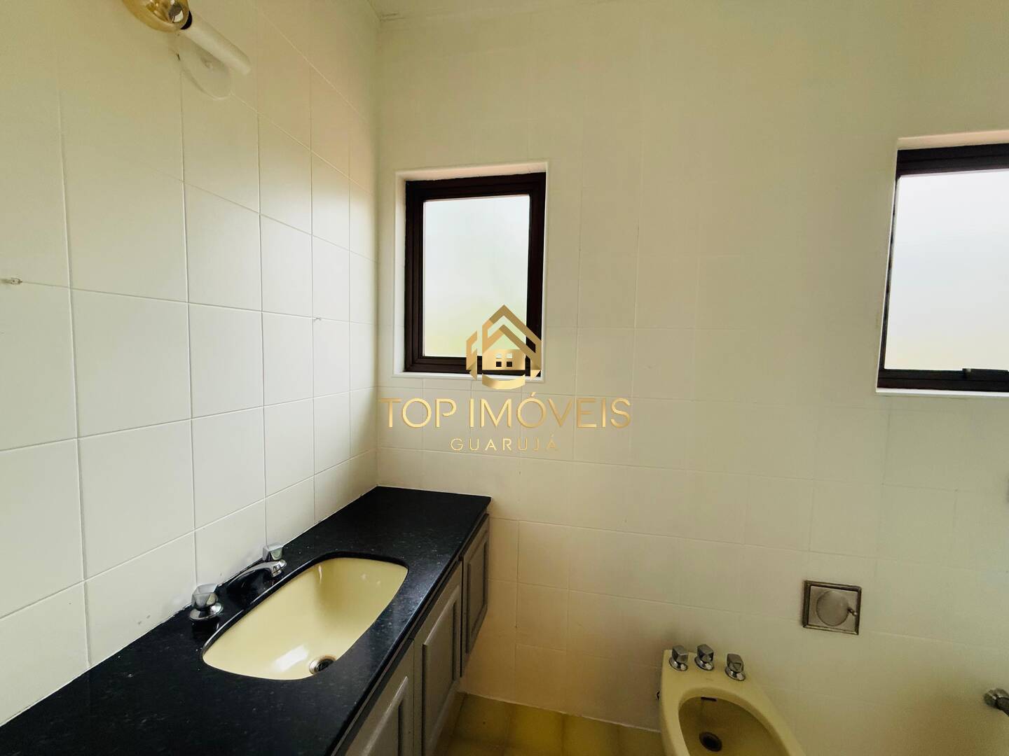 Casa para alugar com 5 quartos, 150m² - Foto 27