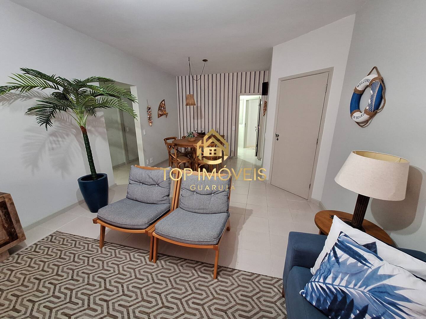 Apartamento à venda com 3 quartos, 110m² - Foto 2