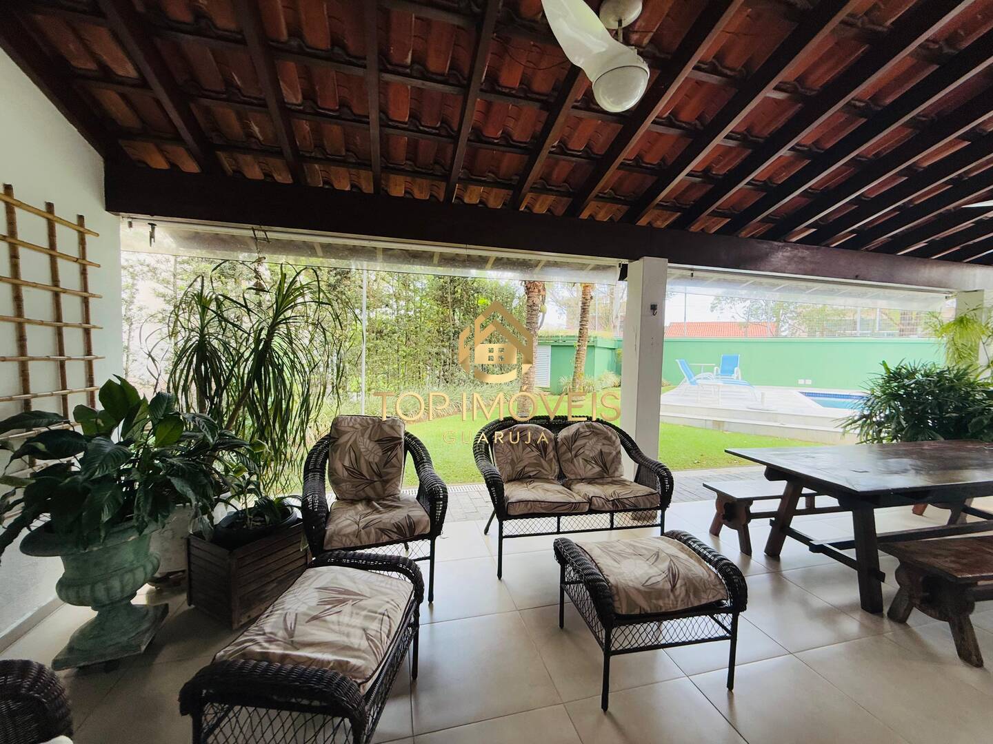 Apartamento para alugar com 2 quartos, 150m² - Foto 11