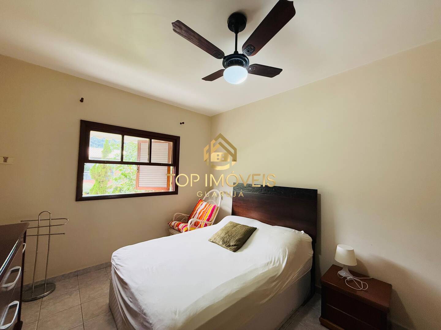 Apartamento para alugar com 2 quartos, 150m² - Foto 12