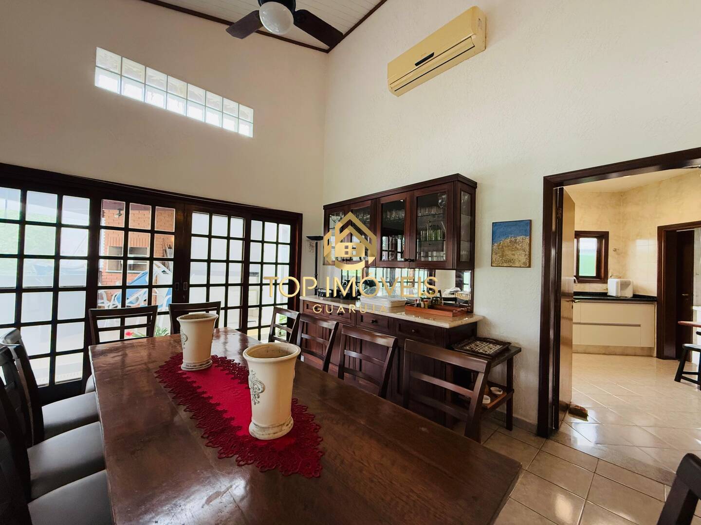Apartamento para alugar com 2 quartos, 150m² - Foto 8