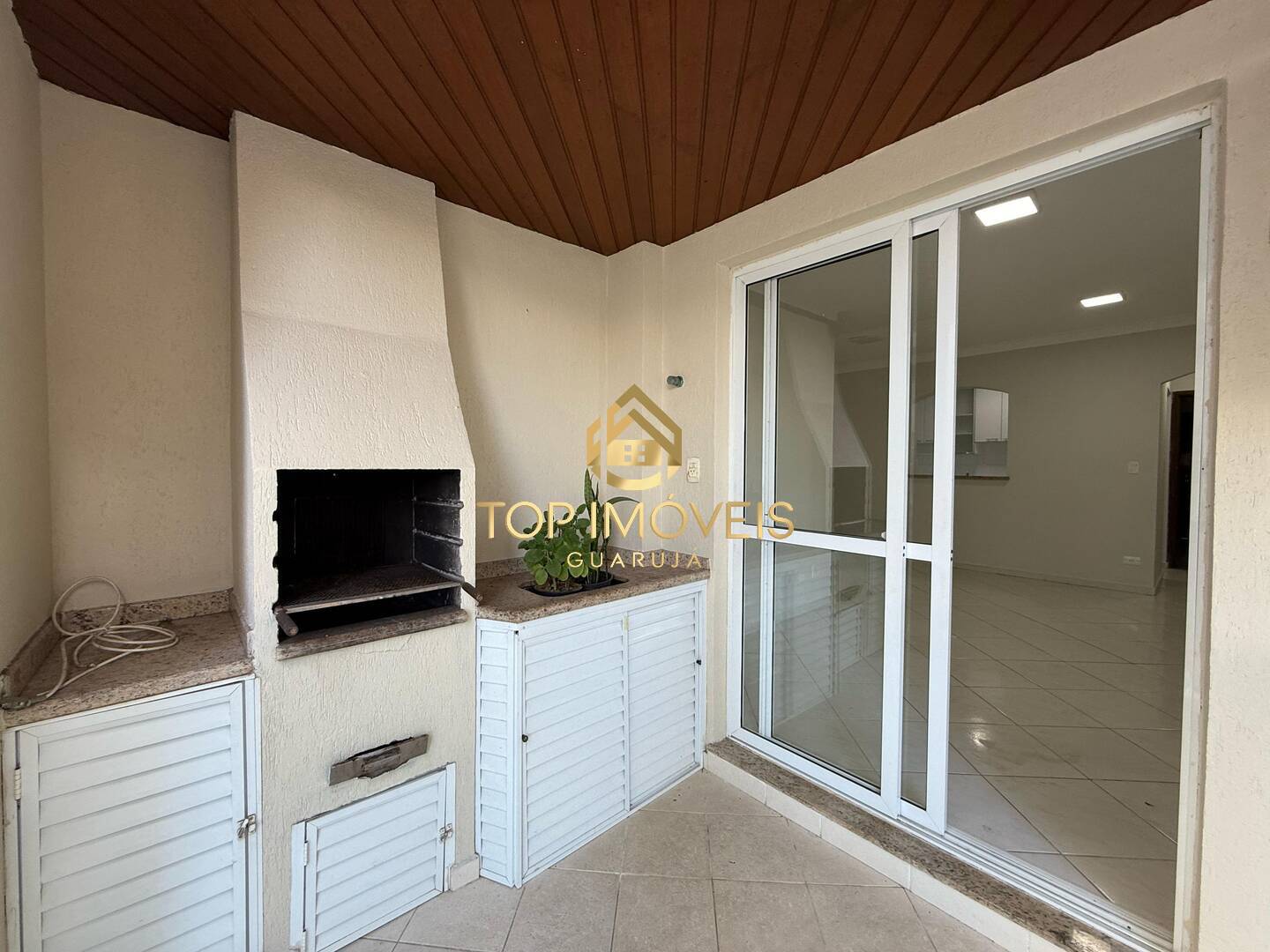Apartamento à venda e aluguel com 3 quartos, 110m² - Foto 2