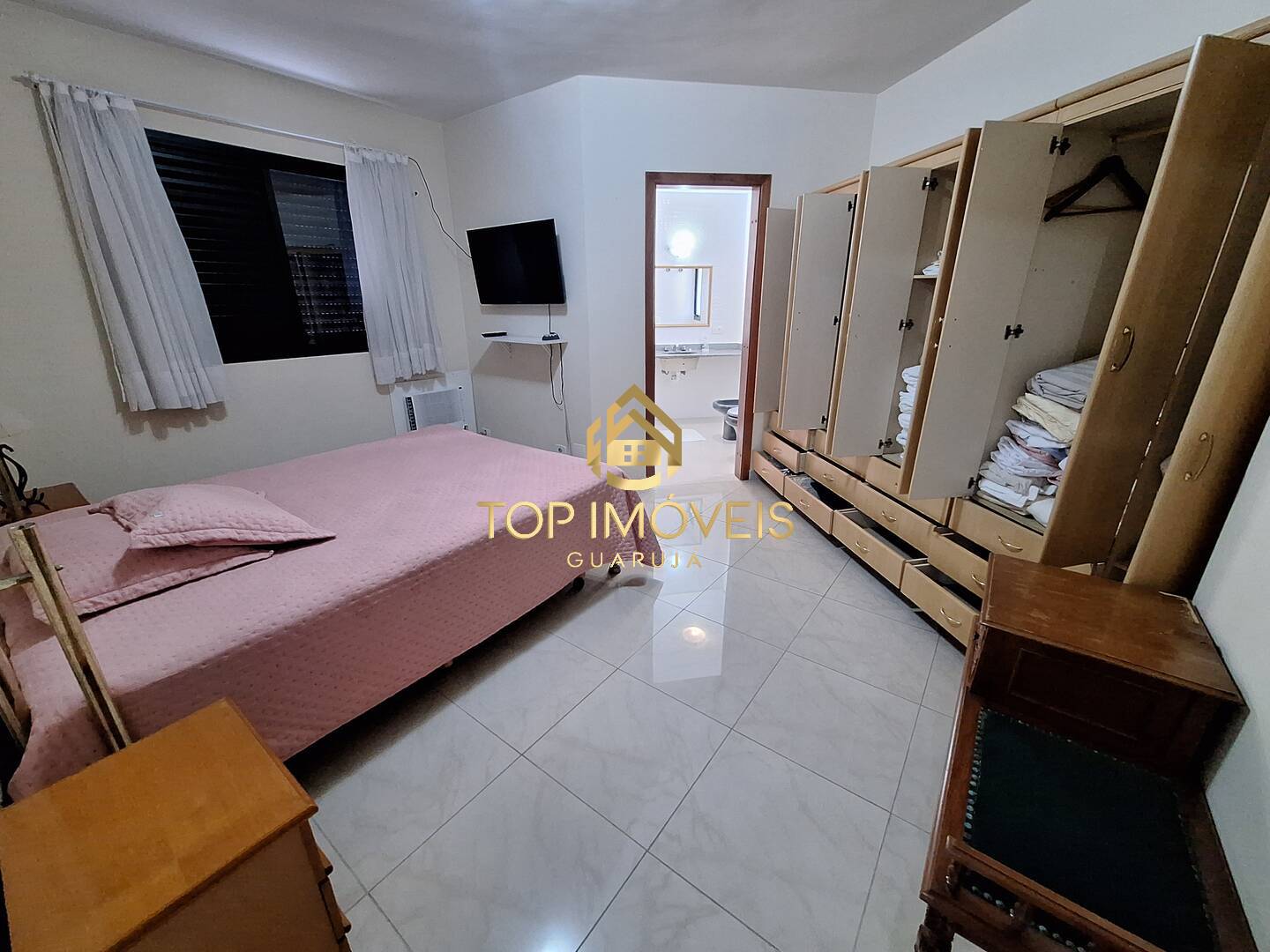 Apartamento à venda com 4 quartos, 140m² - Foto 9