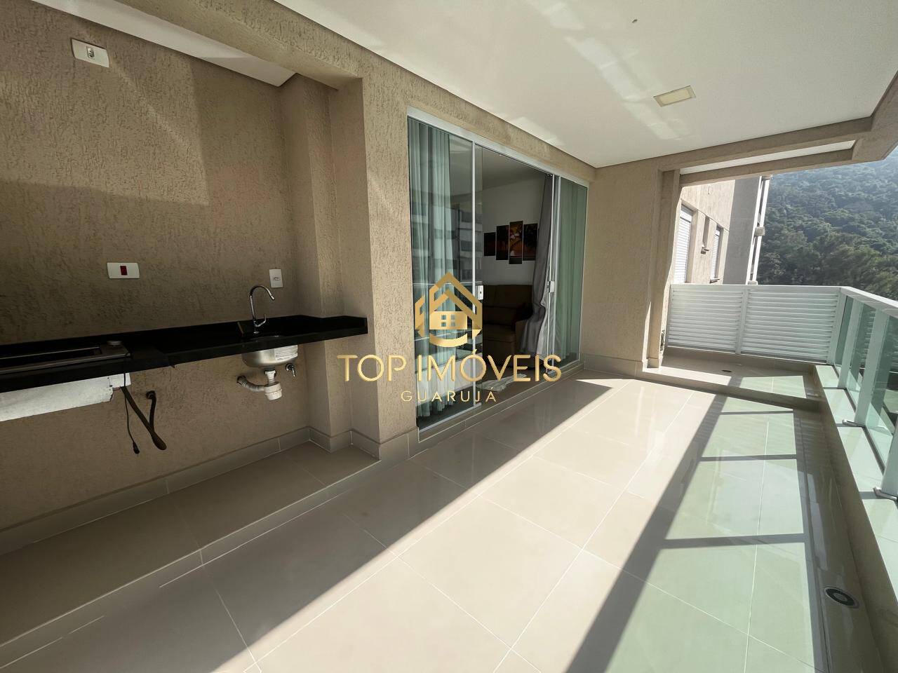 Apartamento para alugar com 3 quartos, 150m² - Foto 2