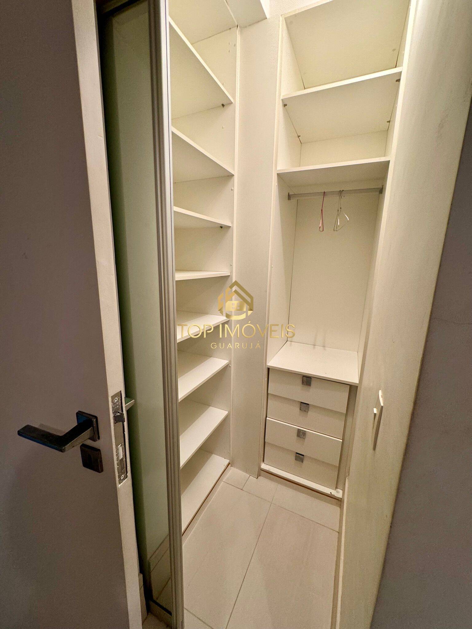 Apartamento para alugar com 4 quartos, 175m² - Foto 17