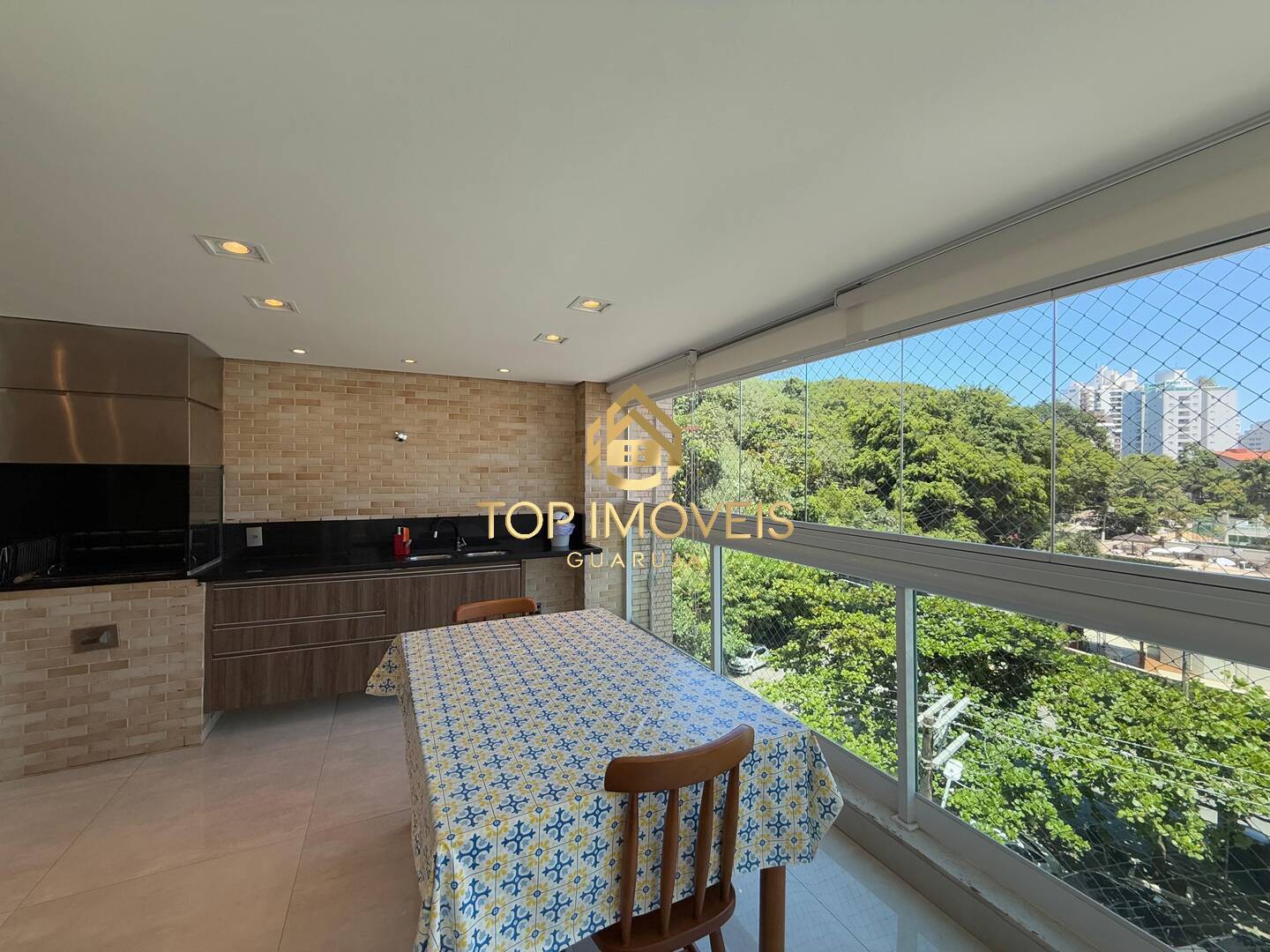 Apartamento à venda com 3 quartos, 117m² - Foto 2