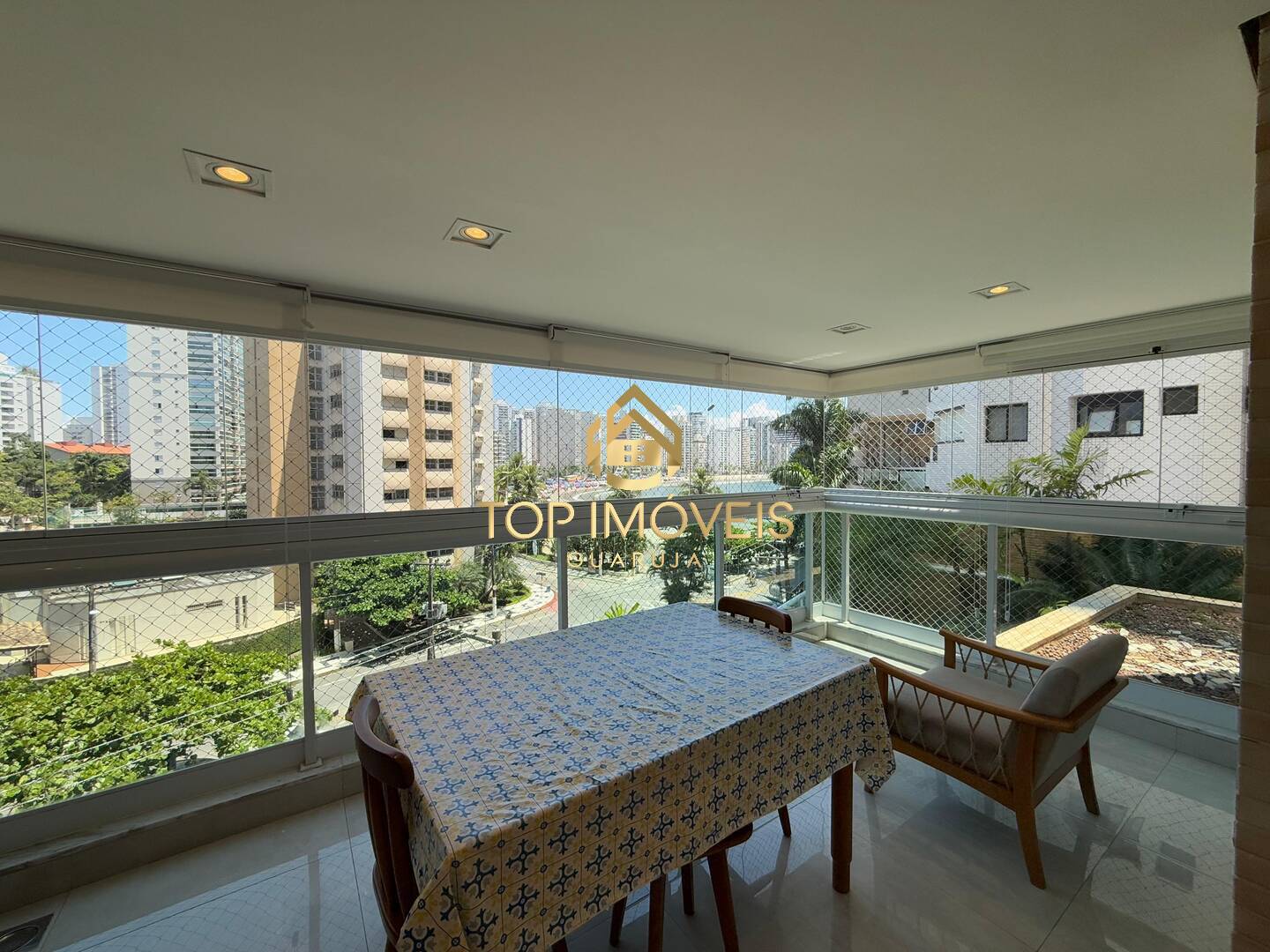 Apartamento à venda com 3 quartos, 117m² - Foto 1