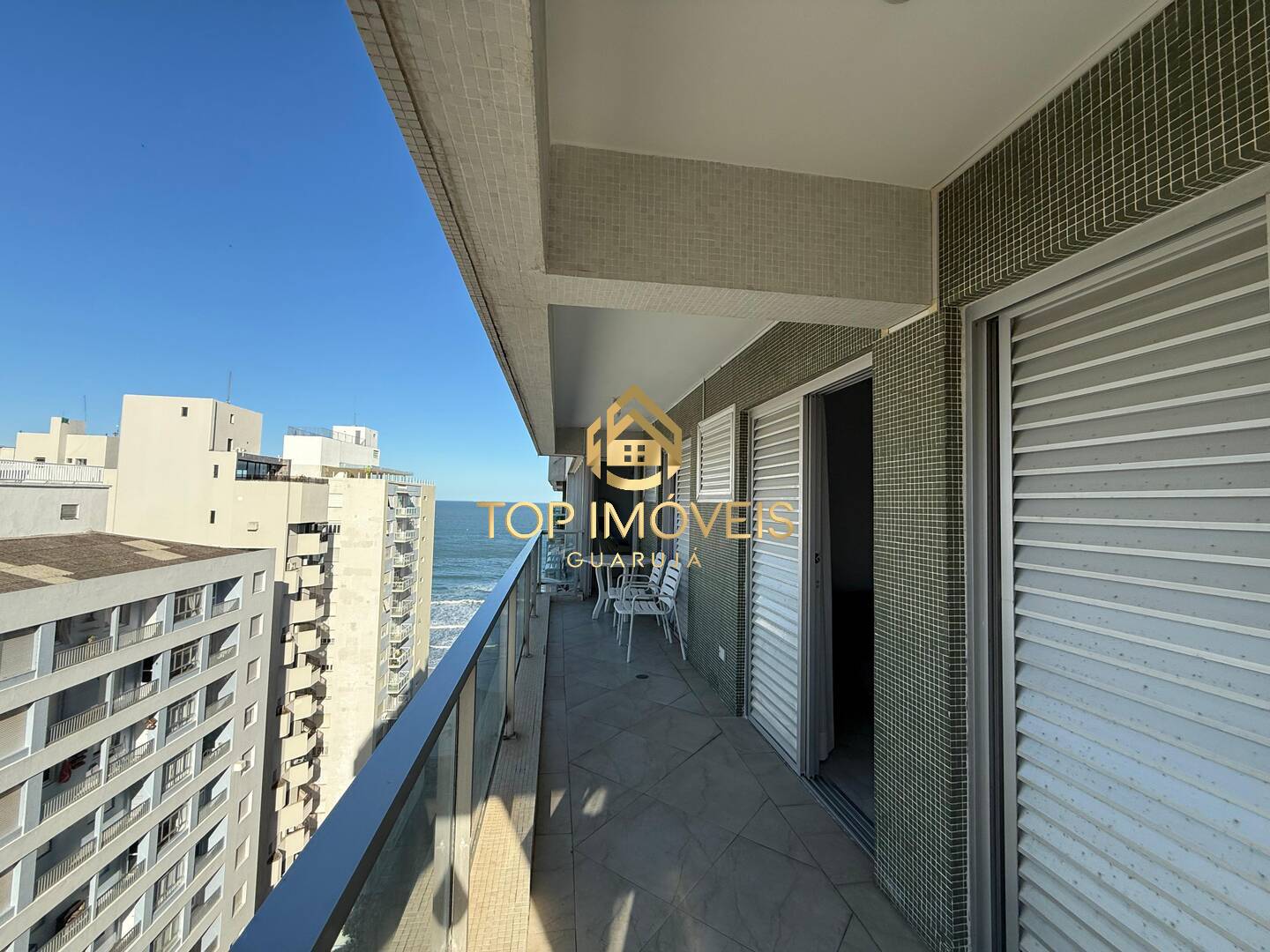 Cobertura à venda com 4 quartos, 250m² - Foto 4