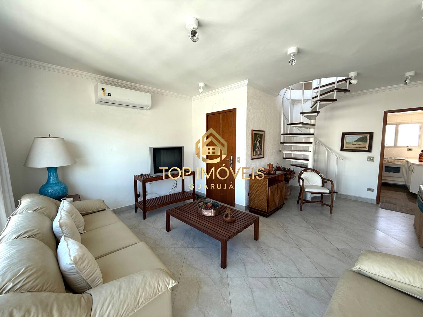 Cobertura à venda com 4 quartos, 250m² - Foto 9