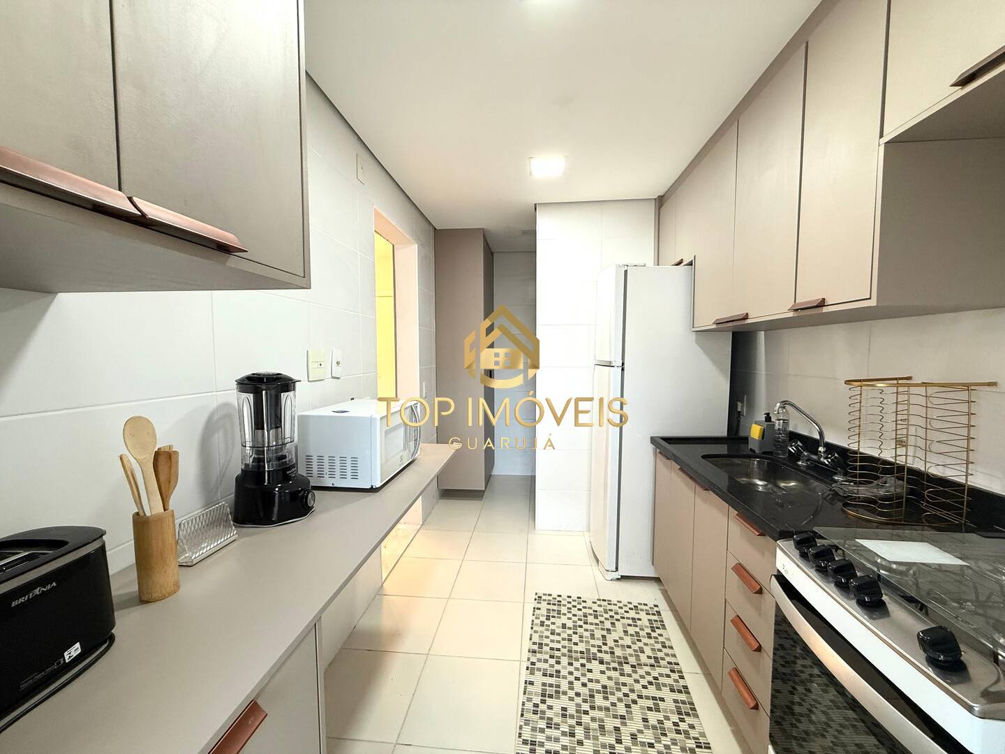 Apartamento para alugar com 2 quartos, 90m² - Foto 12