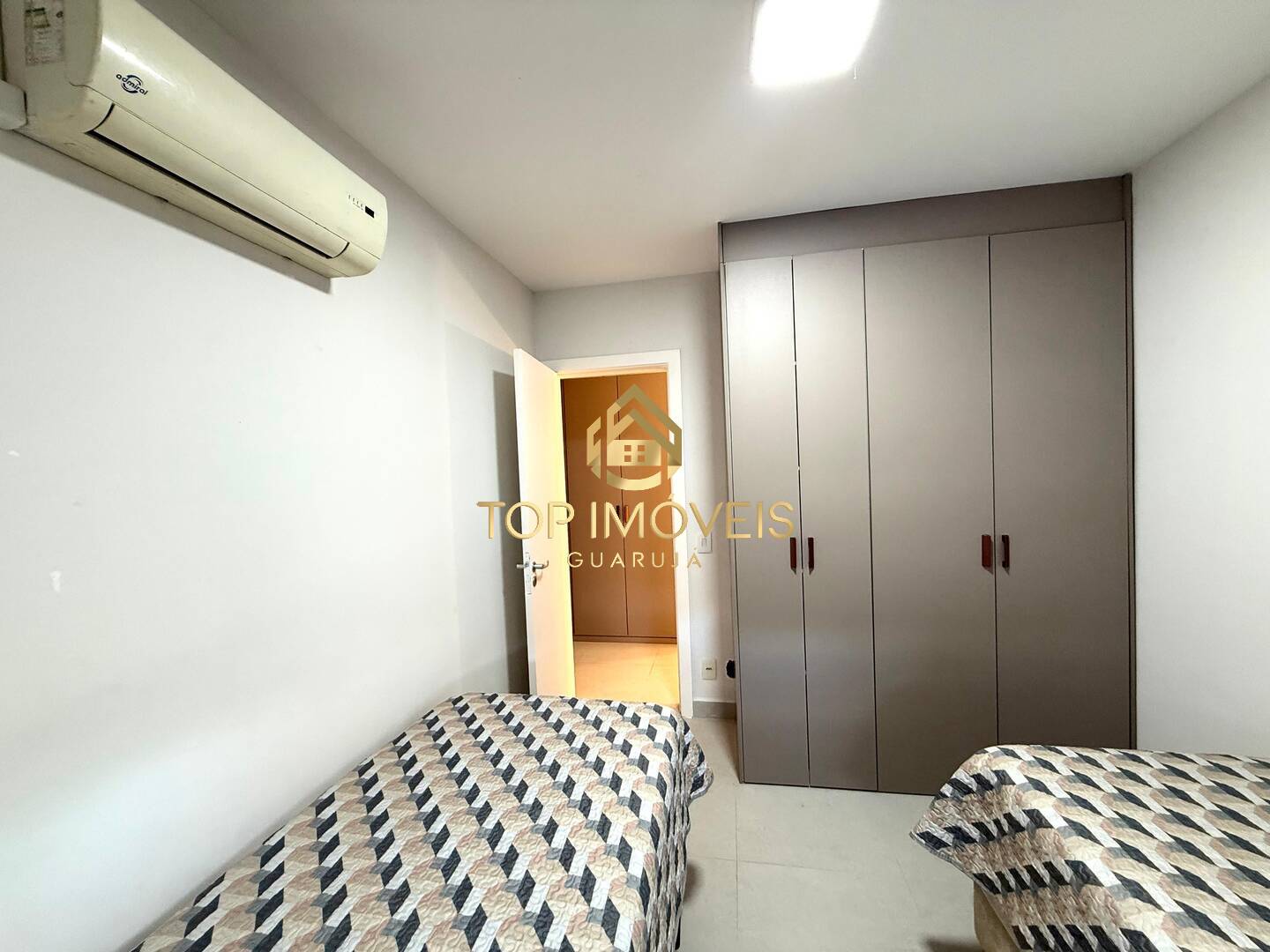 Apartamento para alugar com 2 quartos, 90m² - Foto 9