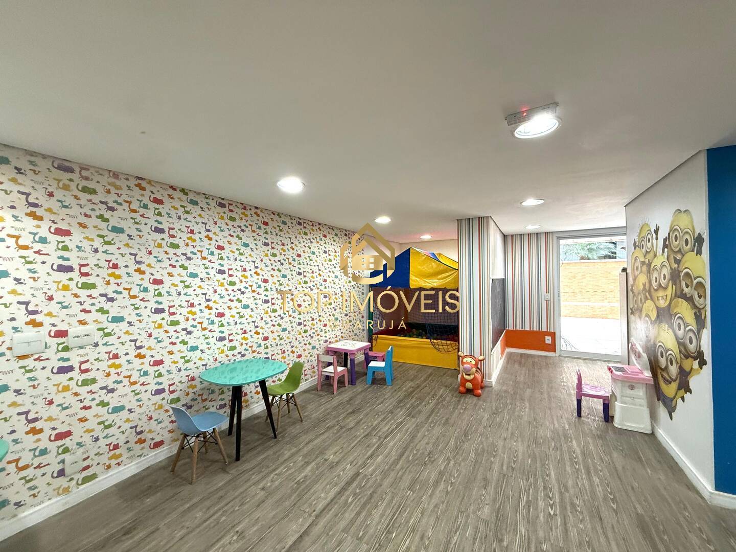 Apartamento à venda e aluguel com 2 quartos, 90m² - Foto 9