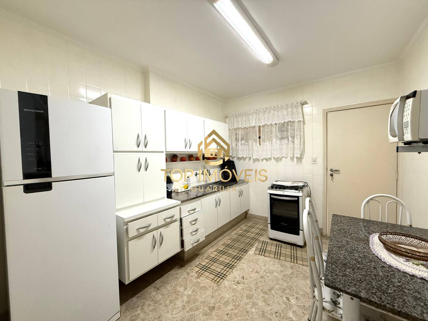 Apartamento à venda com 3 quartos, 150m² - Foto 9