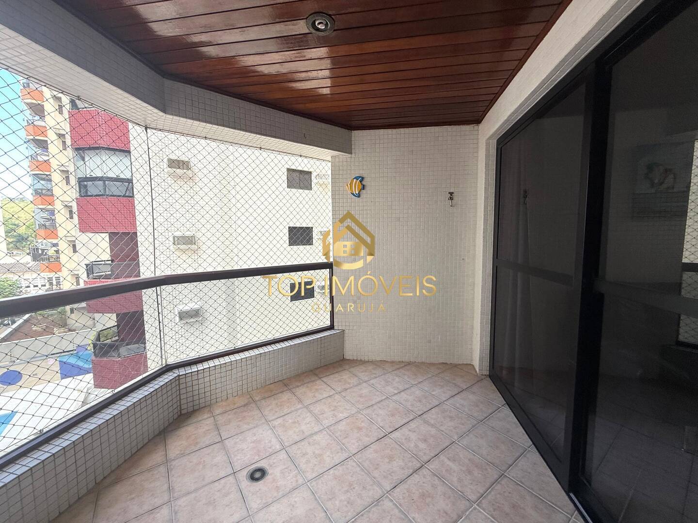 Apartamento à venda com 2 quartos, 78m² - Foto 3