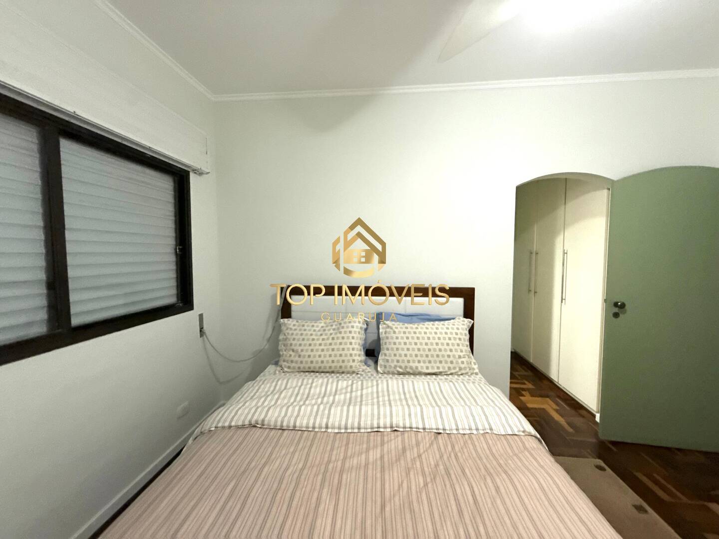 Apartamento à venda com 3 quartos, 196m² - Foto 9