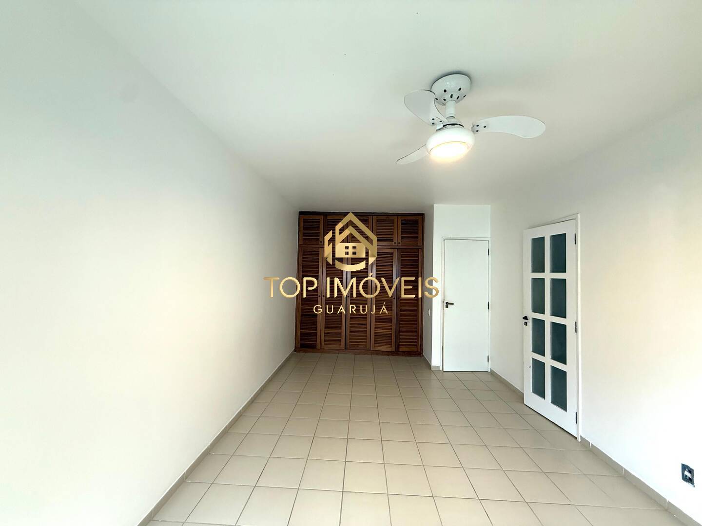 Apartamento para alugar com 3 quartos, 150m² - Foto 8