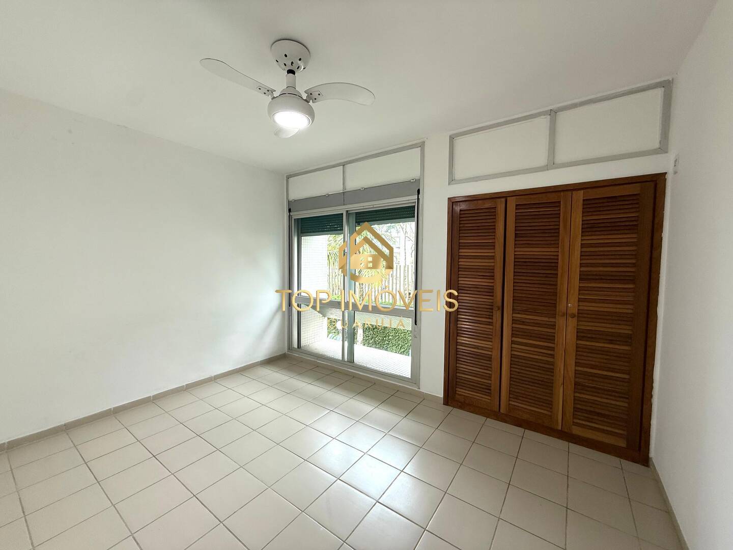 Apartamento para alugar com 3 quartos, 150m² - Foto 6