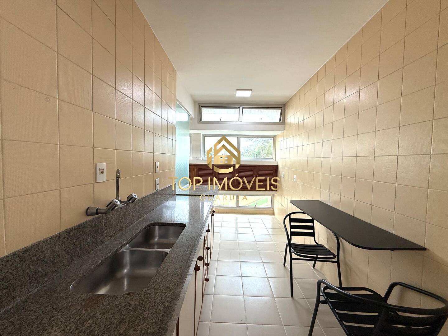 Apartamento para alugar com 3 quartos, 150m² - Foto 14