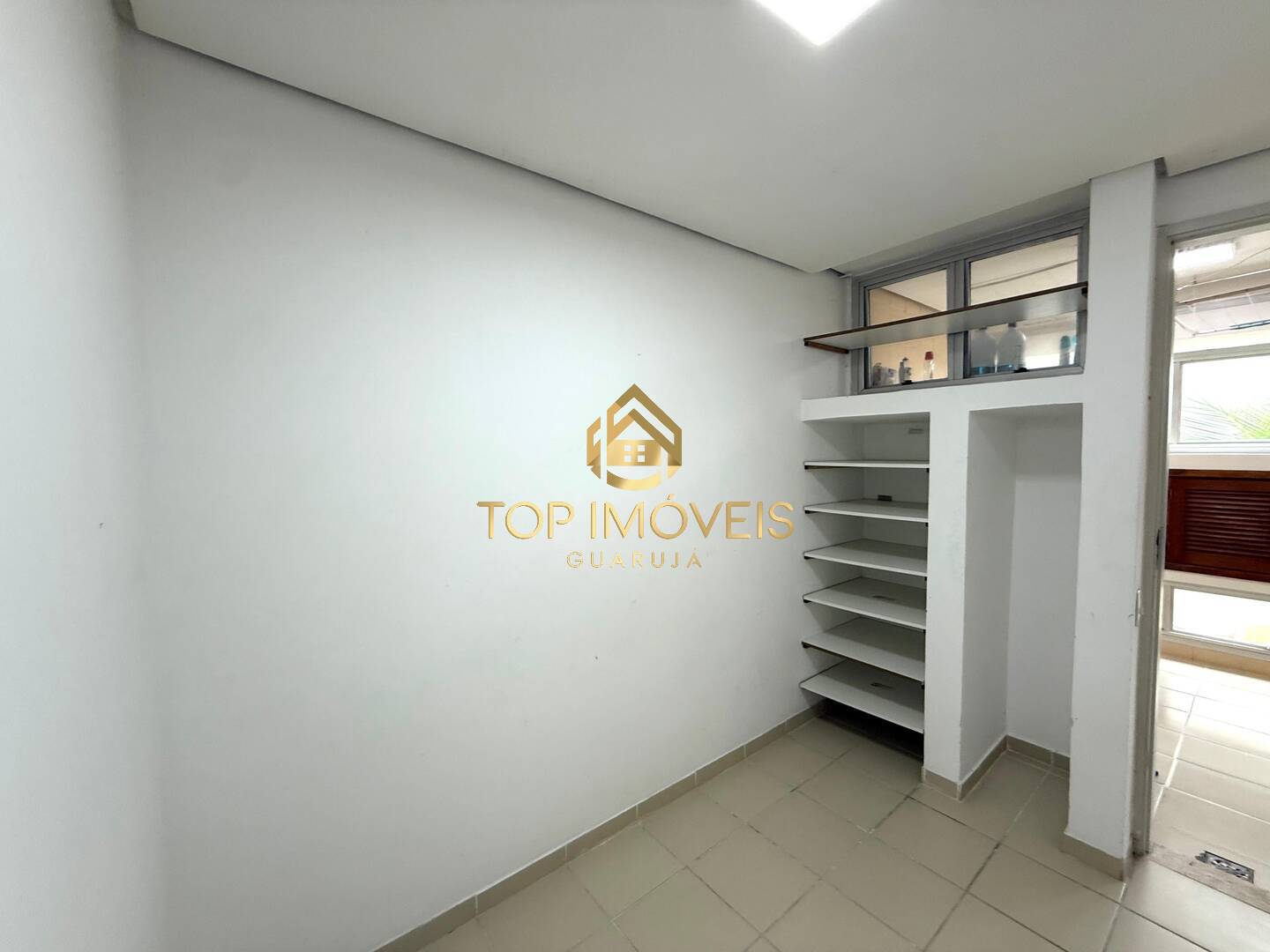 Apartamento para alugar com 3 quartos, 150m² - Foto 9