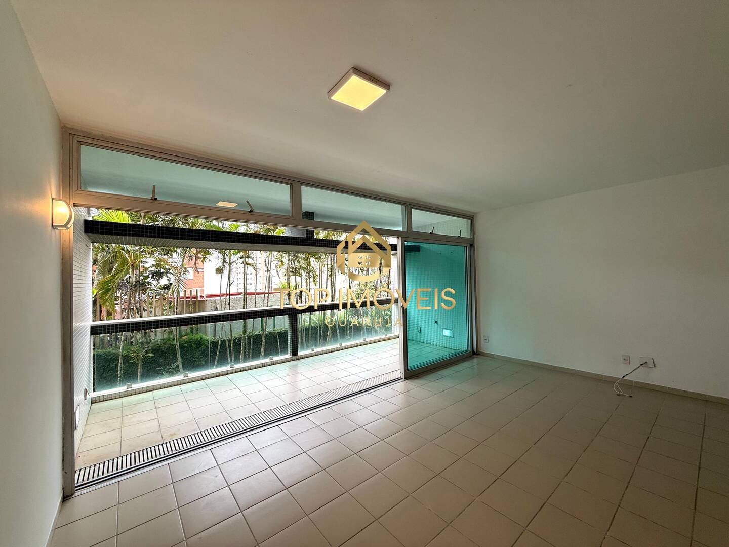 Apartamento para alugar com 3 quartos, 150m² - Foto 3