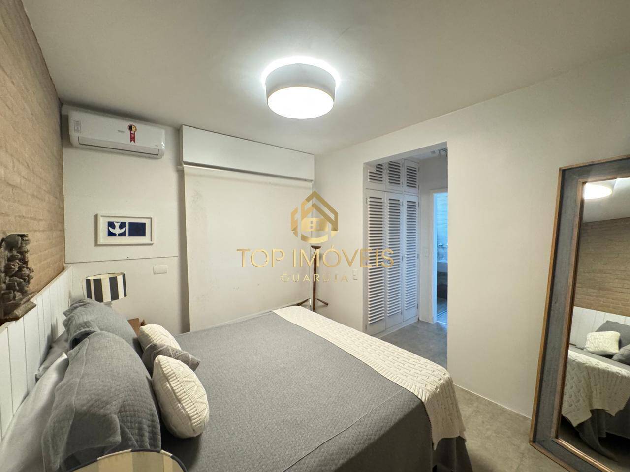 Apartamento para alugar com 4 quartos, 150m² - Foto 12