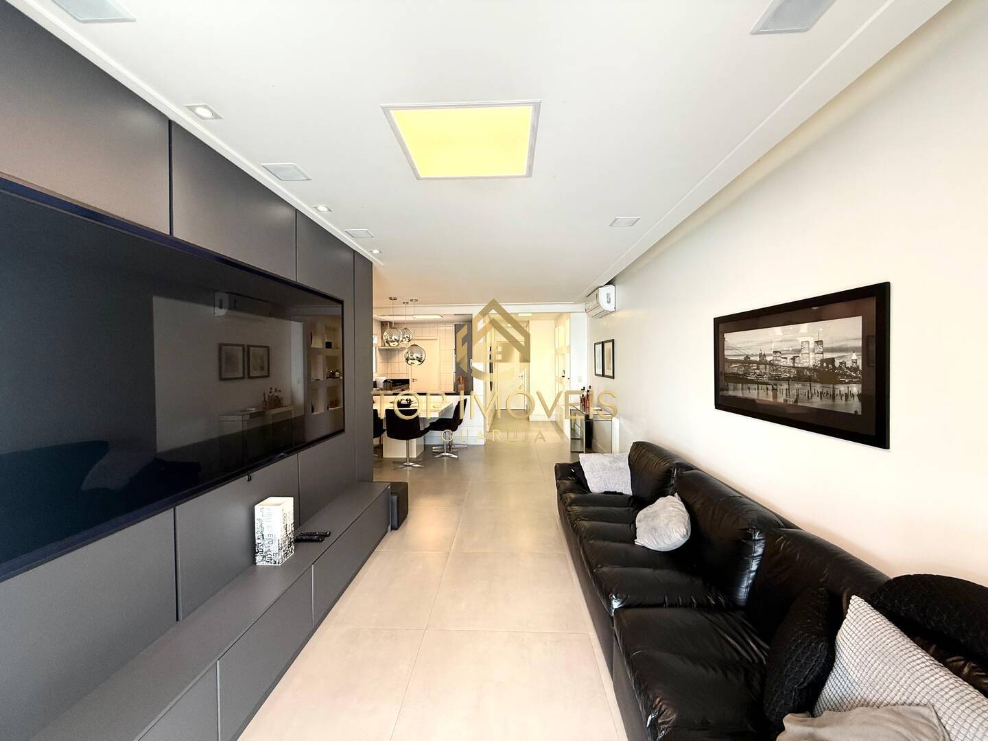 Apartamento à venda com 3 quartos, 206m² - Foto 9