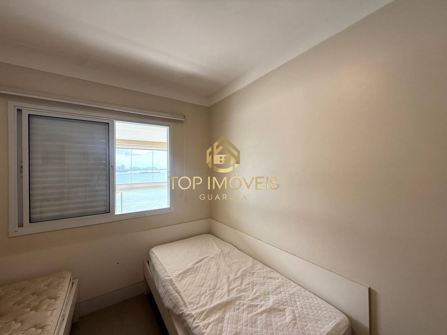 Apartamento à venda com 3 quartos, 206m² - Foto 12