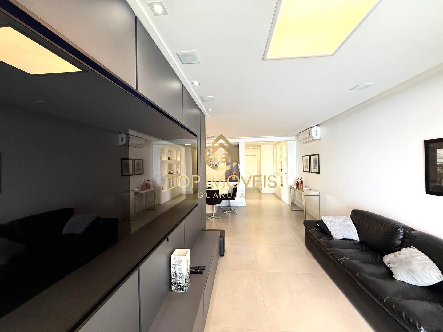 Apartamento à venda com 3 quartos, 206m² - Foto 8