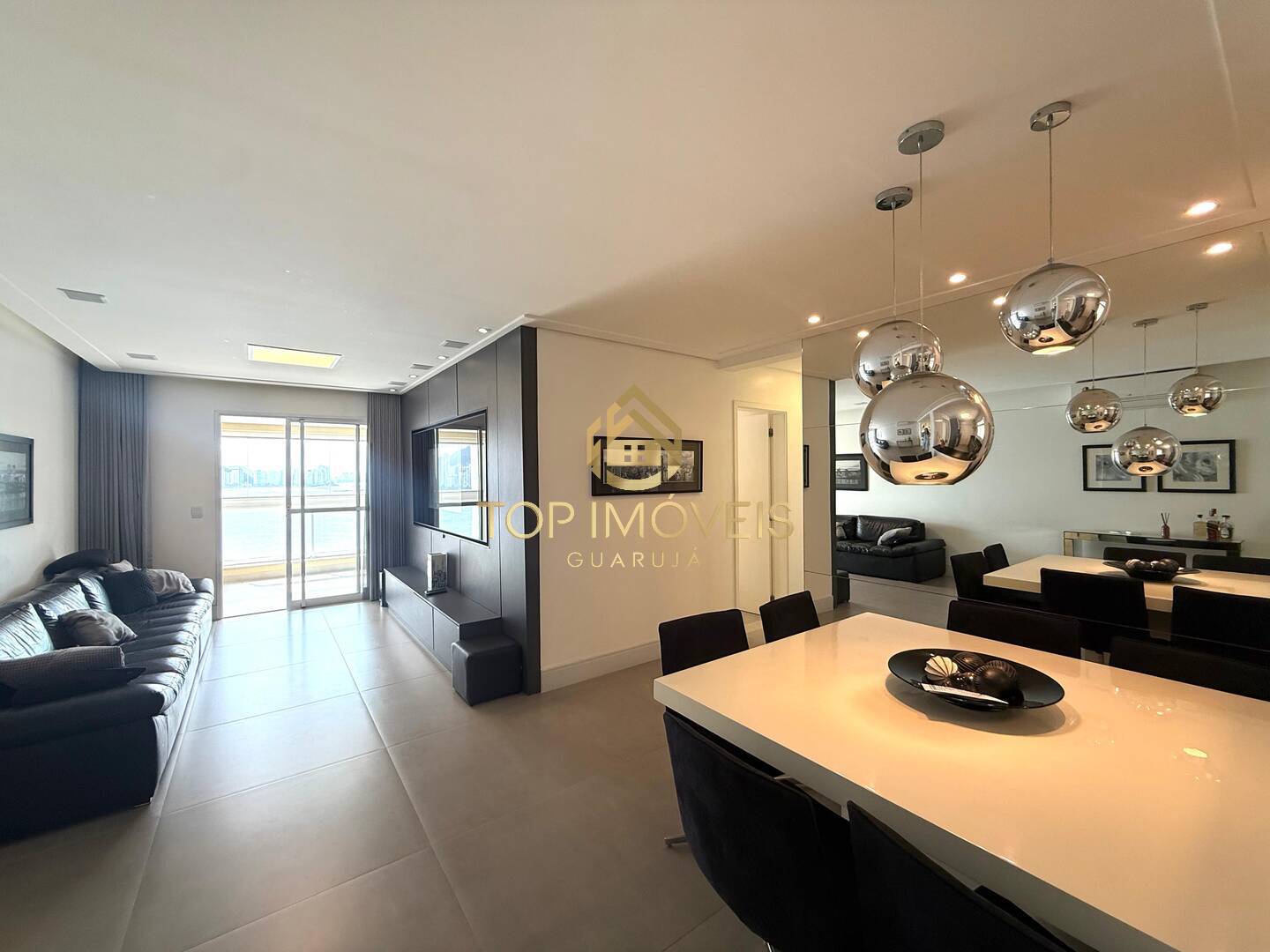 Apartamento à venda com 3 quartos, 206m² - Foto 5