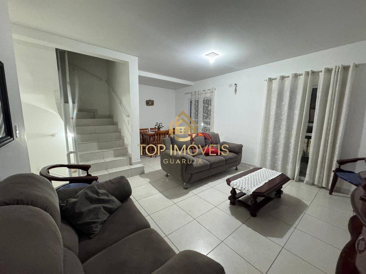 Casa à venda e aluguel com 3 quartos - Foto 1
